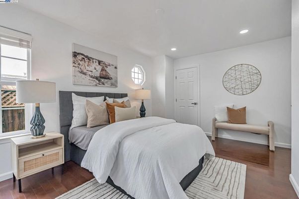 Bedroom, Interior, Recessed Lighting, Wood Texture Flooring