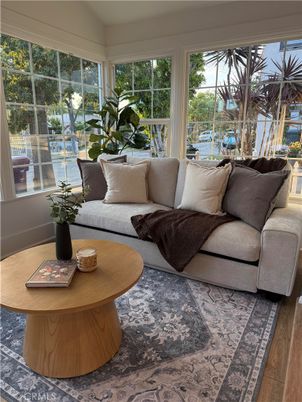 Interior, Living room, Sun Room, Water, Wood Texture Flooring