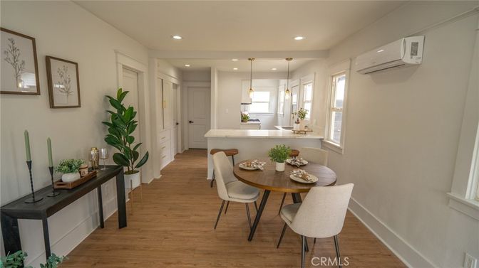 Dining room, Interior, Kitchen, Pendant Lights, Recessed Lighting, Wood Texture Flooring