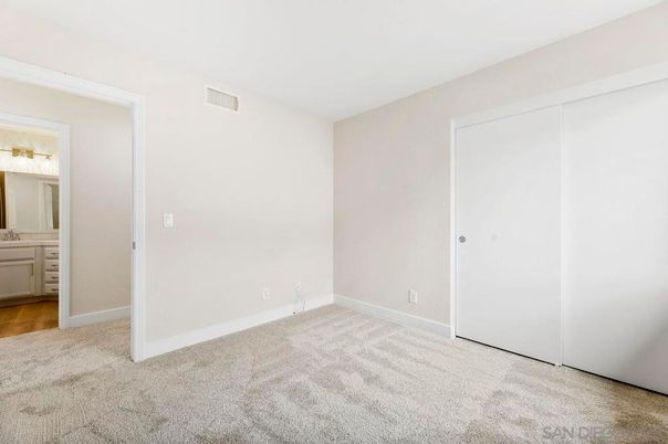 Bathroom, Empty room, Interior