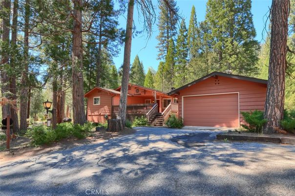 Attached, Exterior, Facade, Log Home