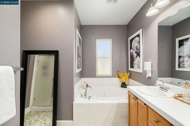 Bathroom, Interior, Tile Countertops
