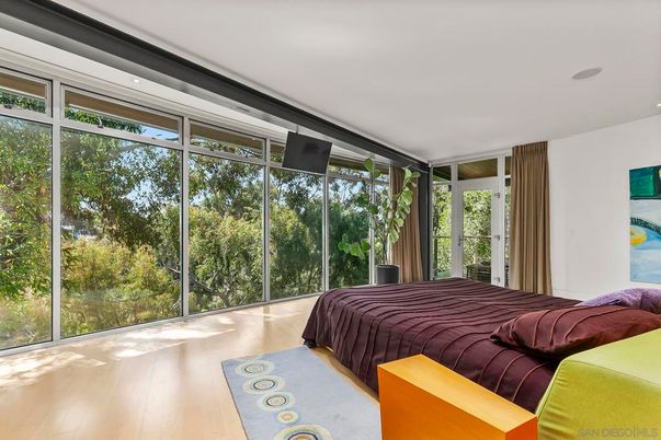 Bedroom, Interior, Recessed Lighting, Sun Room, Wood Texture Flooring