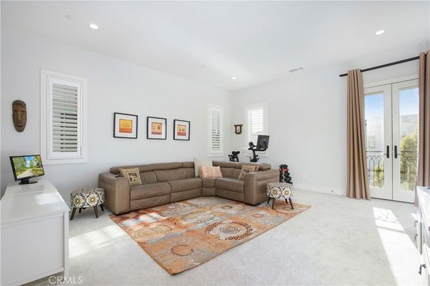 Fitness Equipment, Interior, Living room, Recessed Lighting