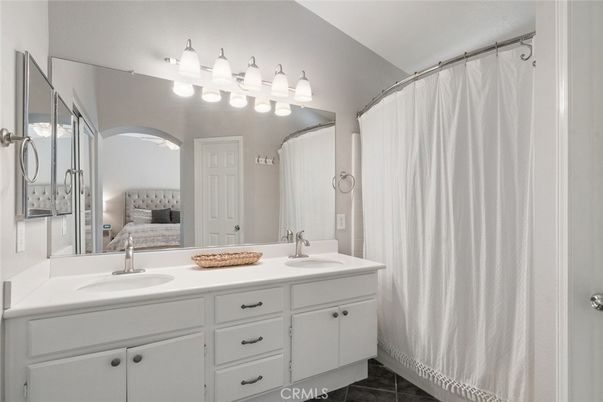 Bathroom, Bedroom, Dual Sink Vanities, Interior