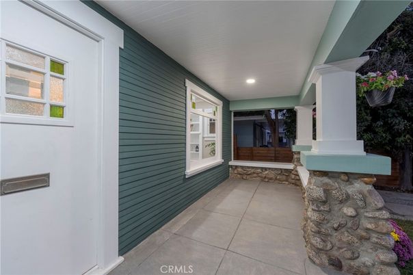 Exterior, Recessed Lighting
