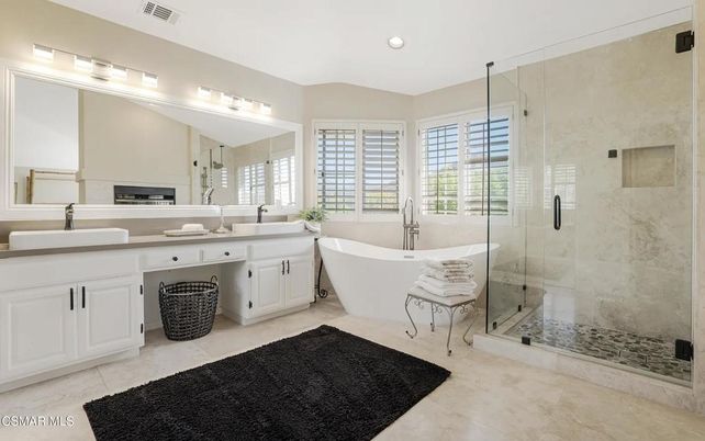 Bathroom, Free Standing Baths, Glass Shower, Interior, Recessed Lighting