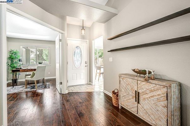 Home Office, Interior, Pendant Lights, Wood Texture Flooring