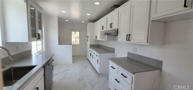 Interior, Kitchen, Marble, Recessed Lighting