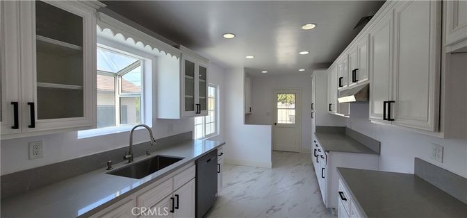 Interior, Kitchen, Marble, Recessed Lighting