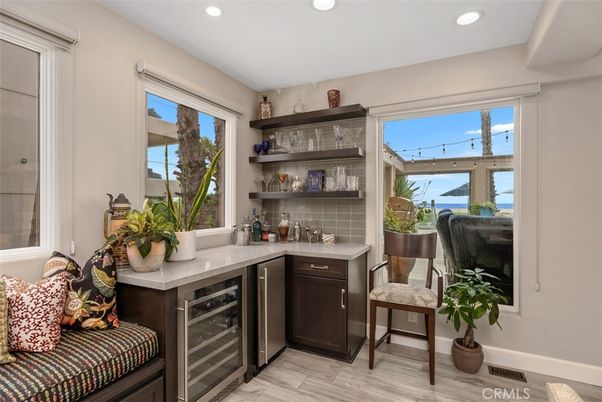 Interior, Recessed Lighting, Water, Wood Texture Flooring