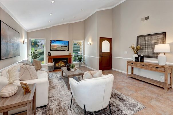 Fireplace, Interior, Living room, Recessed Lighting
