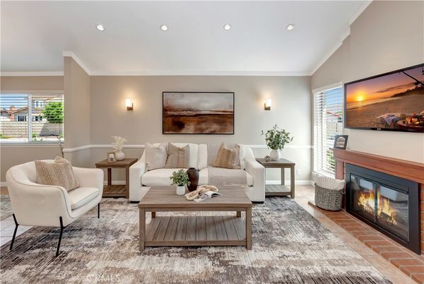 Fireplace, Interior, Living room, Recessed Lighting