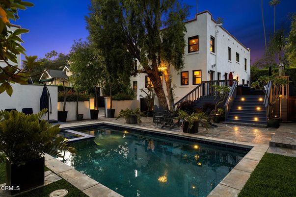Exterior, Pool