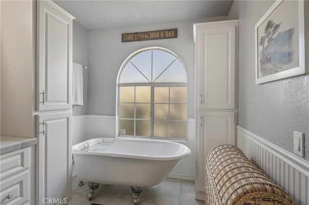 Bathroom, Free Standing Baths, Interior