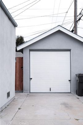 Detached Garage, Exterior