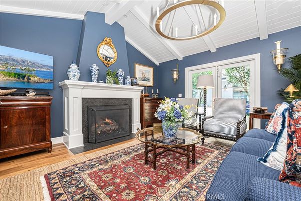Fireplace, Interior, Living room, Pendant Lights, Water, Wood Texture Flooring