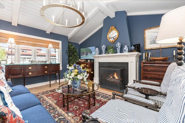 Fireplace, Interior, Living room, Pendant Lights