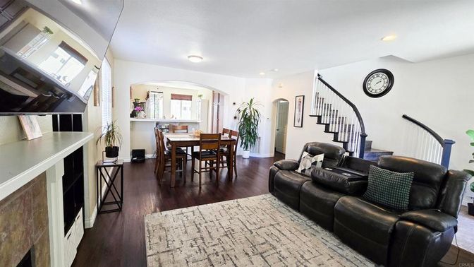 Dining room, Interior, Living room, Recessed Lighting, Wood Texture Flooring