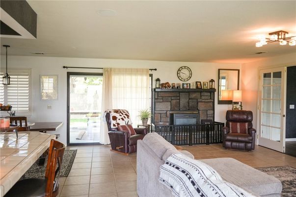 Fireplace, Interior, Living room