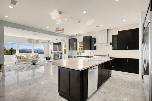 Interior, Kitchen, Living room, Marble, Pendant Lights, Recessed Lighting, Stainless Steel Appliances