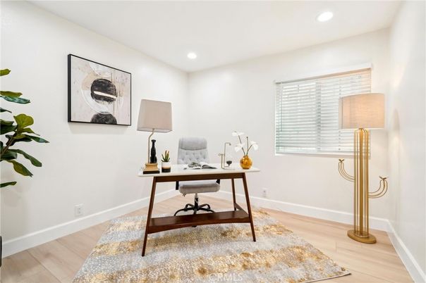 Home Office, Interior, Recessed Lighting, Wood Texture Flooring