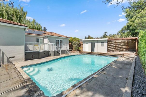 Exterior, Pool, Solar Panels