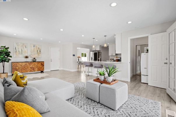 Interior, Kitchen, Living room, Pendant Lights, Recessed Lighting, Stainless Steel Appliances, Wood Texture Flooring
