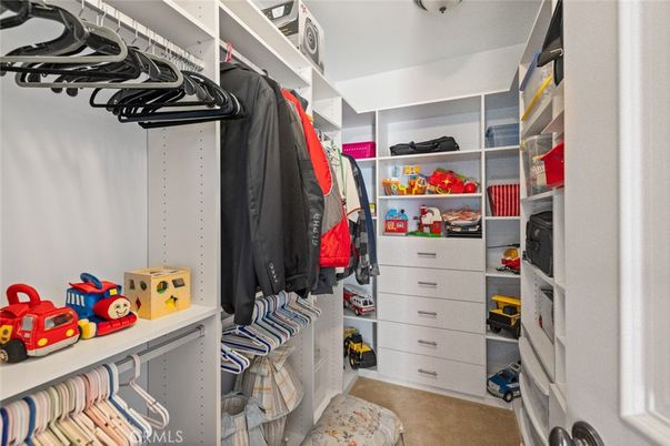 Interior, Walk-in Closets