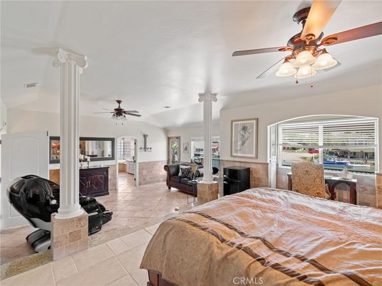 Dining room, Fireplace, Interior