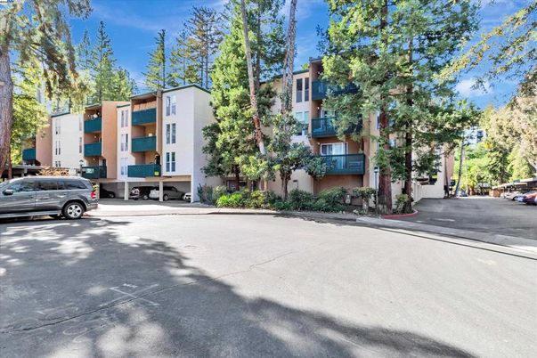 Exterior, Facade, Condo Building