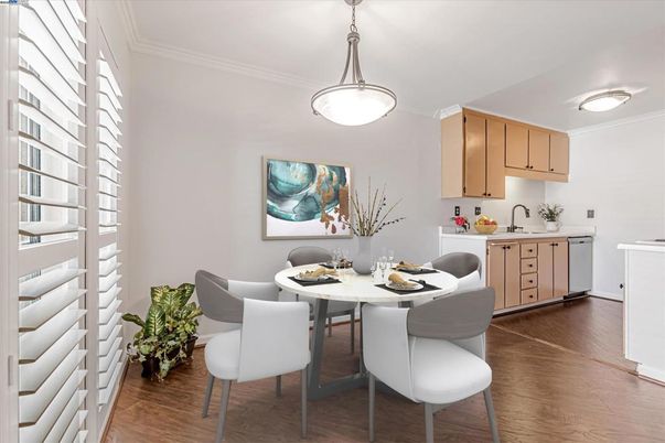 Dining room, Interior, Kitchen, Pendant Lights, Wood Texture Flooring