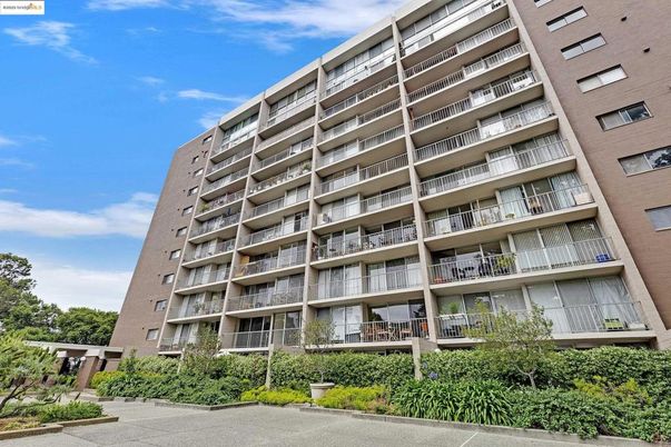 Exterior, Facade, Condo Building