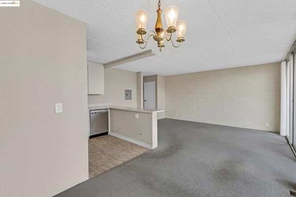 Chandelier, Empty room, Interior, Kitchen