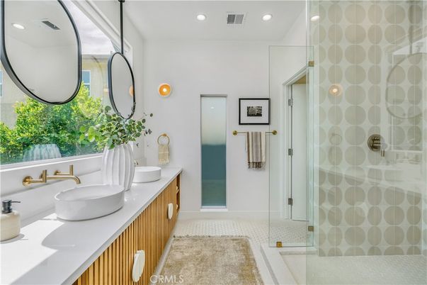 Bathroom, Dual Sink Vanities, Glass Shower, Interior, Recessed Lighting