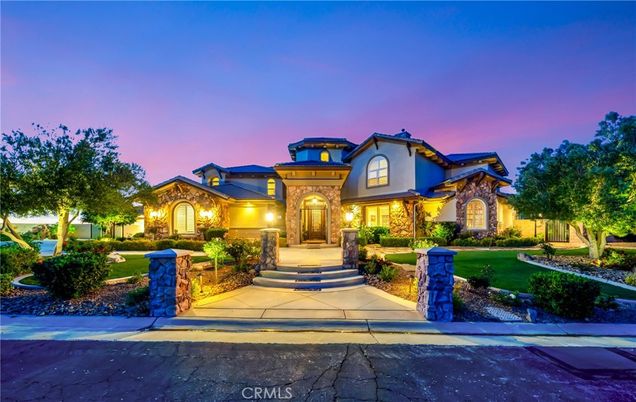 Backyard, Exterior, Facade, Mediterranean