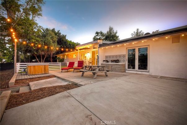 Backyard, Exterior, Hot Tub
