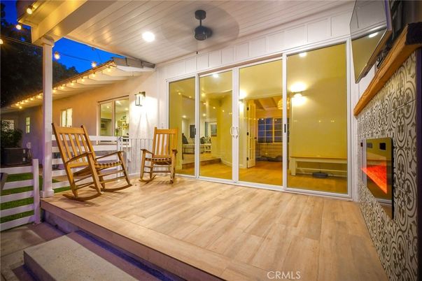 Exterior, Wood Texture Flooring