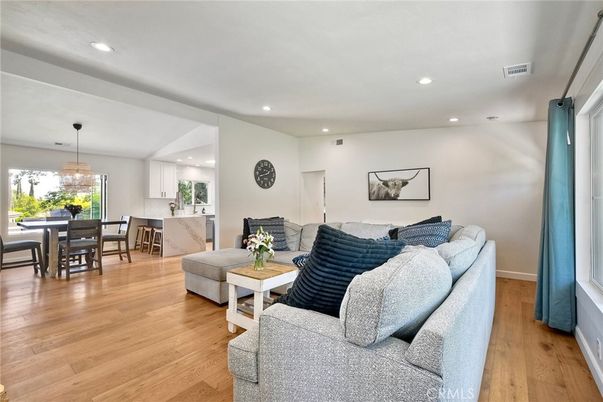 Dining room, Interior, Living room, Pendant Lights, Recessed Lighting, Wood Texture Flooring