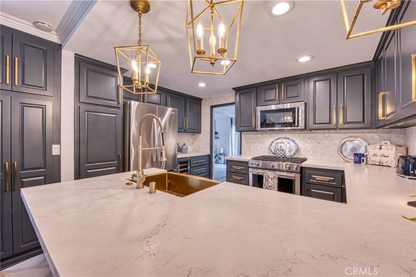 Interior, Kitchen, Pendant Lights, Recessed Lighting, Stainless Steel Appliances