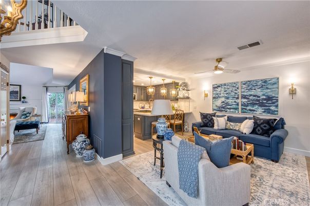 Interior, Kitchen, Living room, Pendant Lights, Wood Texture Flooring