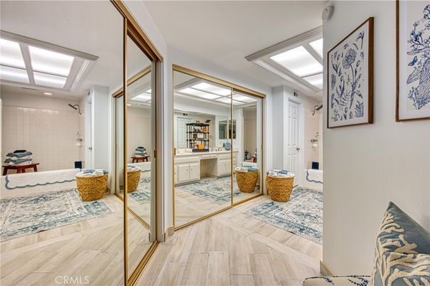 Bathroom, Interior, Recessed Lighting, Wood Texture Flooring