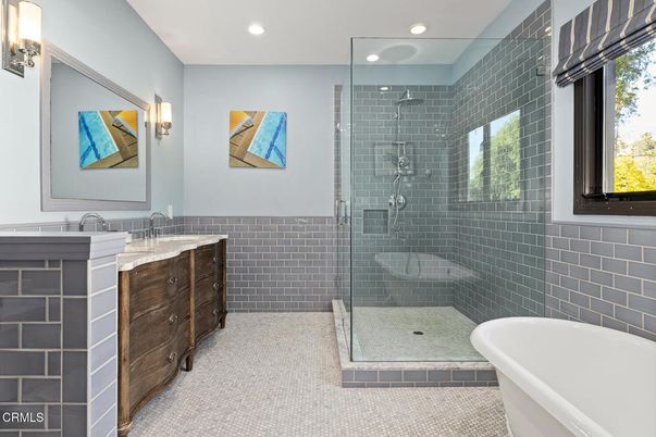 Bathroom, Free Standing Baths, Glass Shower, Interior, Recessed Lighting