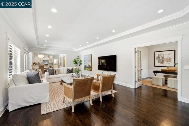 Dining room, Interior, Living room, Recessed Lighting, Wood Texture Flooring