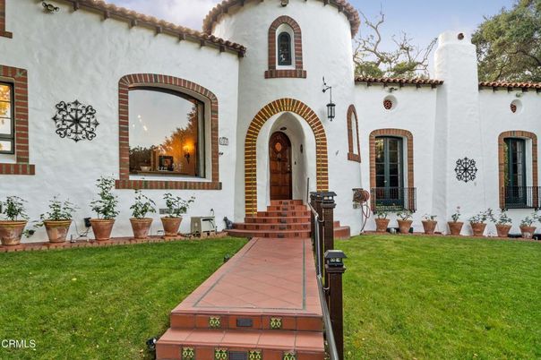 Backyard, Exterior, Facade, Spanish Mediterranean