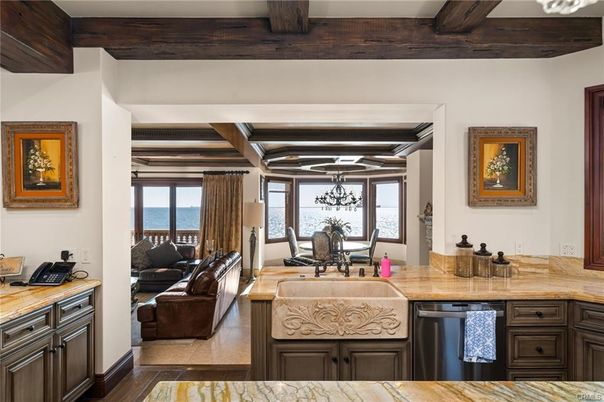 Chandelier, Dining room, Interior, Kitchen, Living room, Water, Wooden Beams
