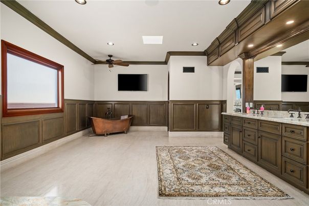 Bathroom, Free Standing Baths, Interior, Recessed Lighting