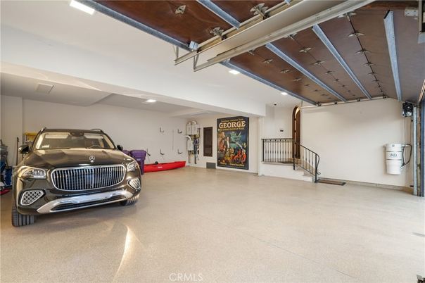 Garage, Interior, Recessed Lighting