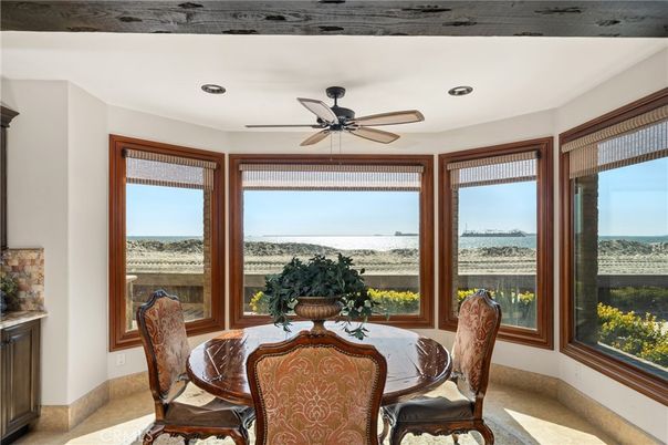 Dining room, Interior, Recessed Lighting, Water