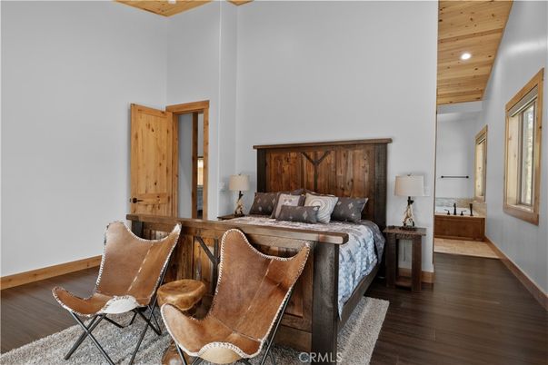 Bedroom, Interior, Recessed Lighting, Wooden Ceilings, Wood Texture Flooring